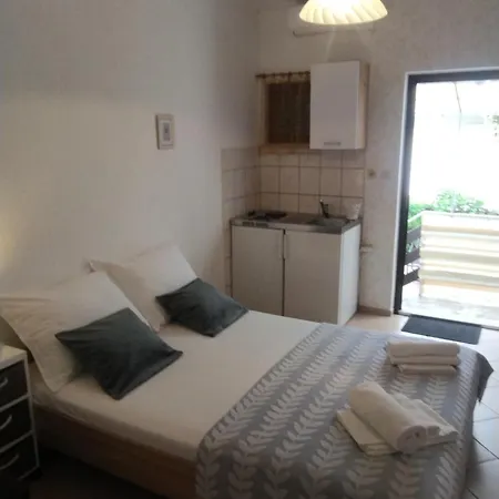 With Parking Space Pag - 16016 Apartment Pag Town