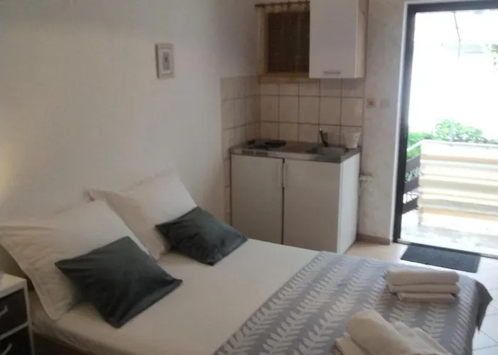 With Parking Space Pag - 16016 Apartment Pag Town