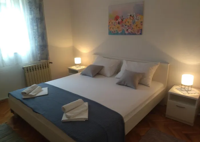 Apartment With Parking Space Pag - 16016 Pag Town